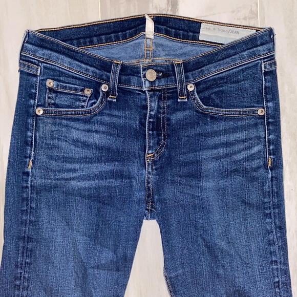 Rag & Bone Skinny, USA Made, Blue, Style: W1502K520, 26x24, EUC, $189 MSRP - Picture 10 of 12